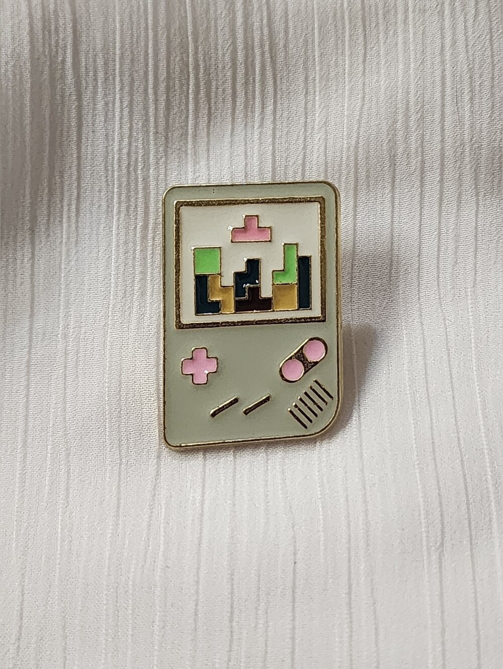 🎮 Retro Handheld Console Enamel Pin